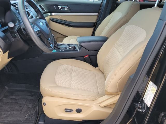 2017 Ford Explorer Base