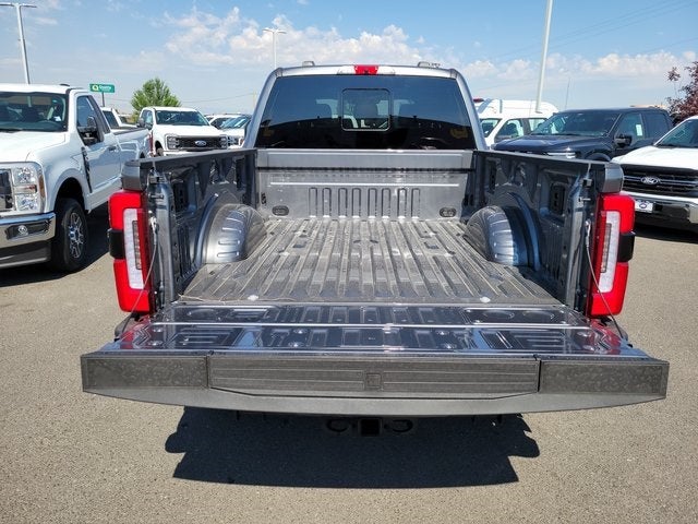 2025 Ford F-350SD Platinum