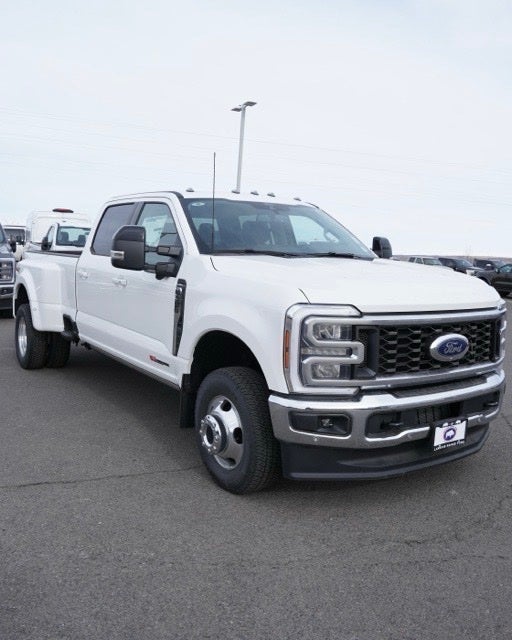 2026 Ford F-350SD Lariat DRW
