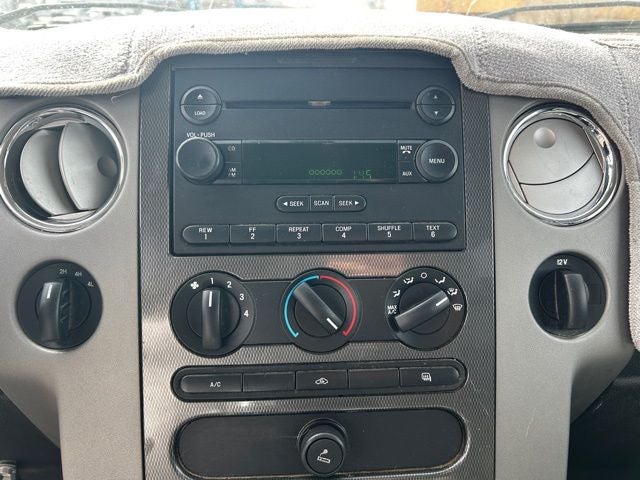 2004 Ford F-150 Lariat