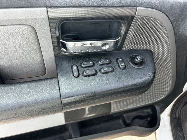 2004 Ford F-150 Lariat