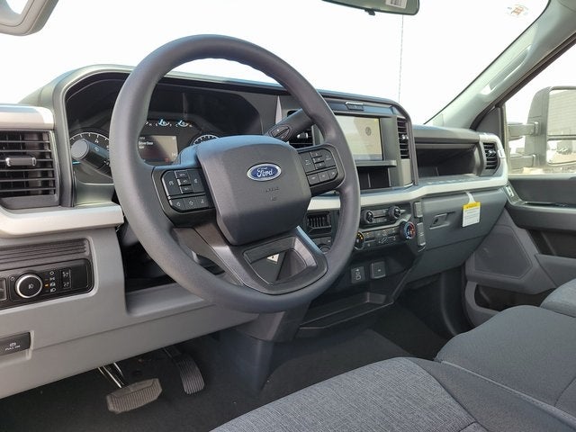 2025 Ford F-350SD XL