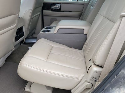 2015 Lincoln Navigator Base