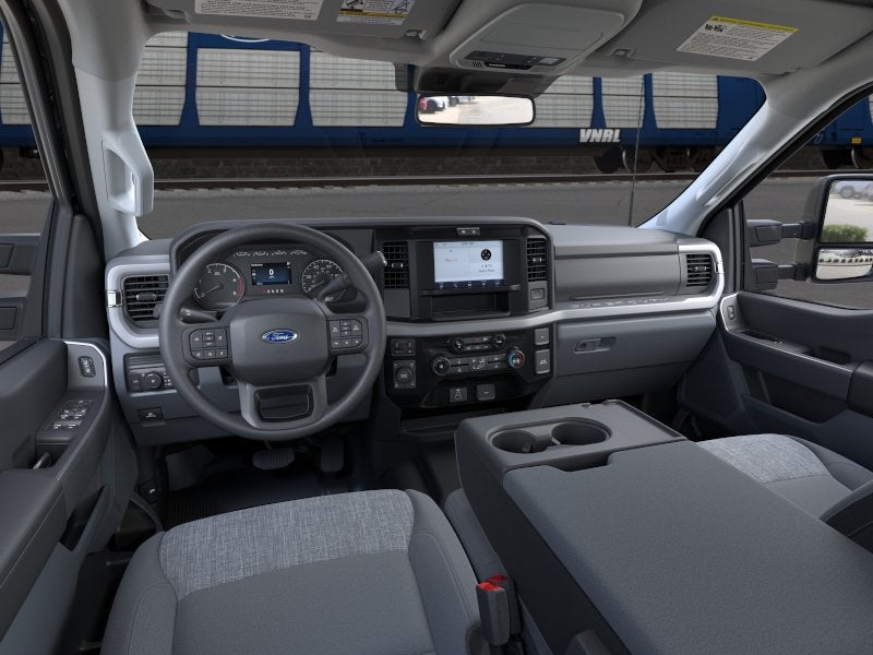 2026 Ford Super Duty F-350® XLT