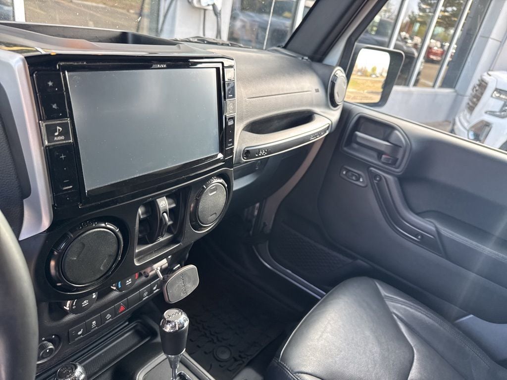 2017 Jeep Wrangler Unlimited Smoky Mountain 4x4