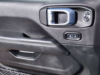 2020 Jeep Wrangler Unlimited Sahara Altitude