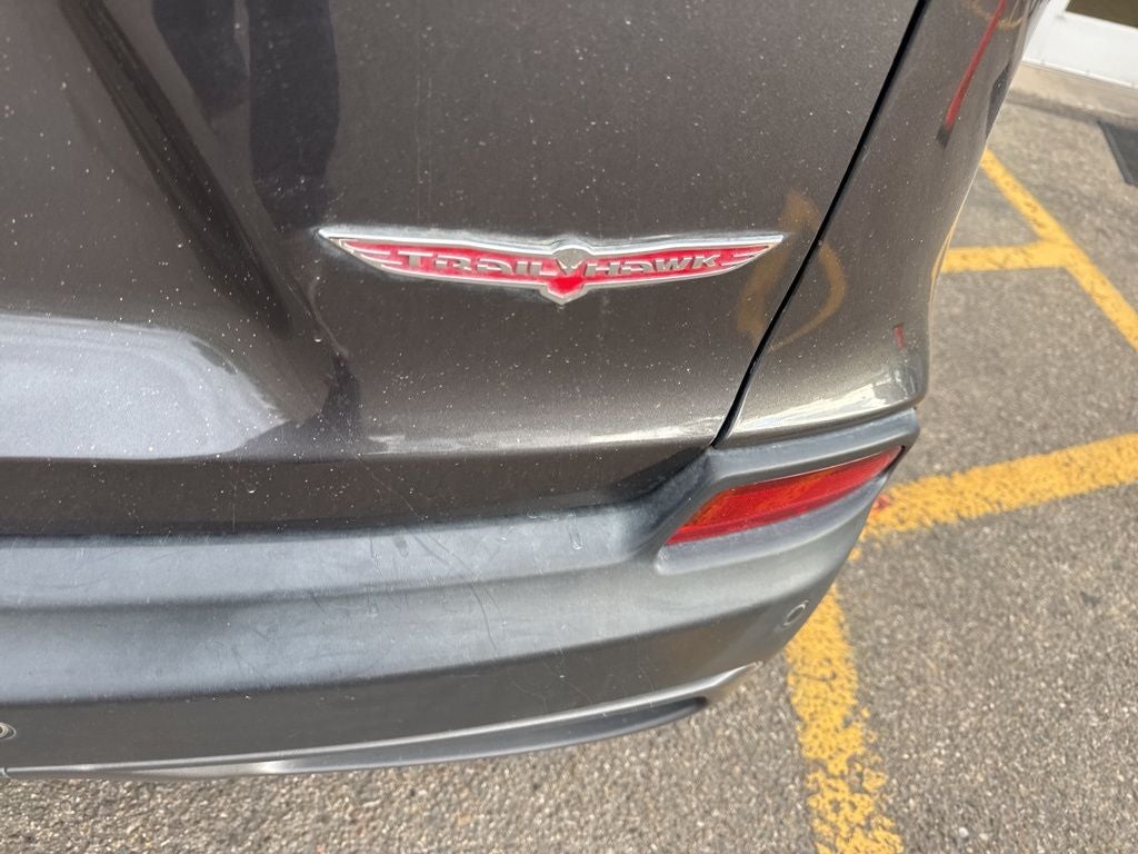 2020 Jeep Cherokee Trailhawk