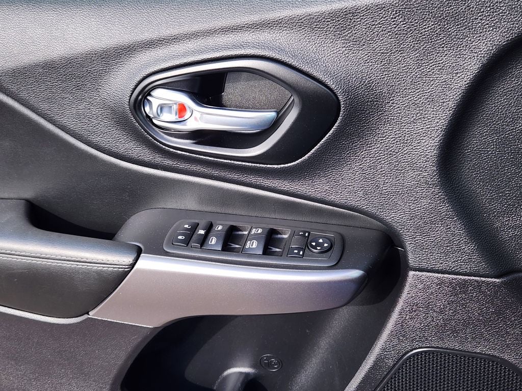 2022 Jeep Cherokee Latitude Lux 4x4