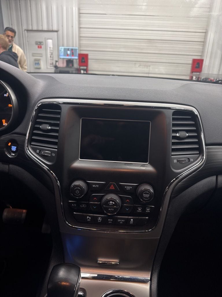 2019 Jeep Grand Cherokee Laredo E 4x4