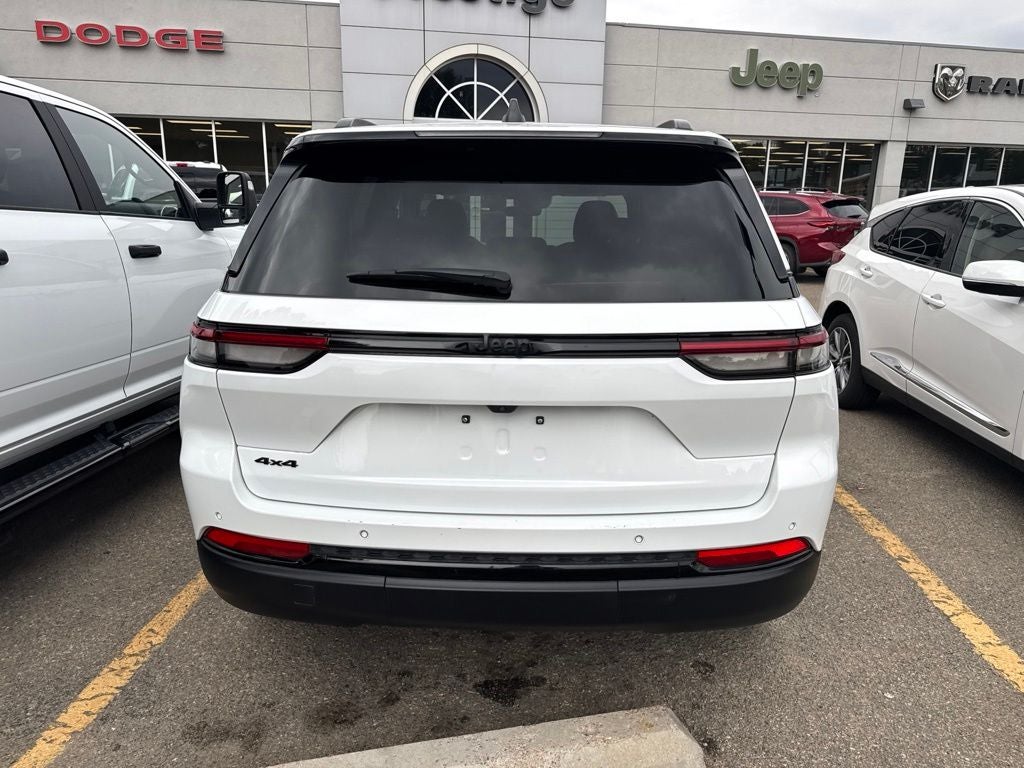 2025 Jeep Grand Cherokee Altitude