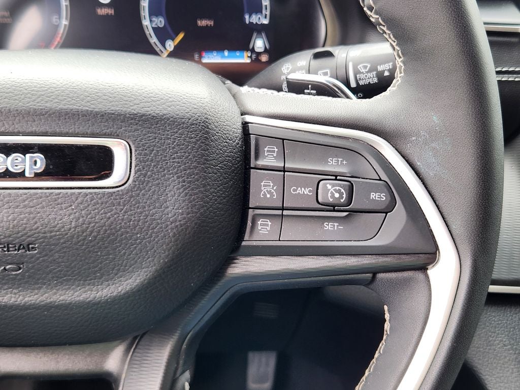 2024 Jeep Grand Cherokee L Altitude 4x4