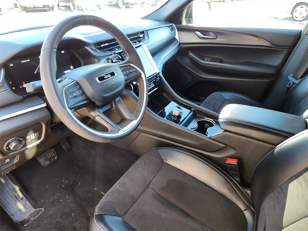 2024 Jeep Grand Cherokee L Altitude 4x4