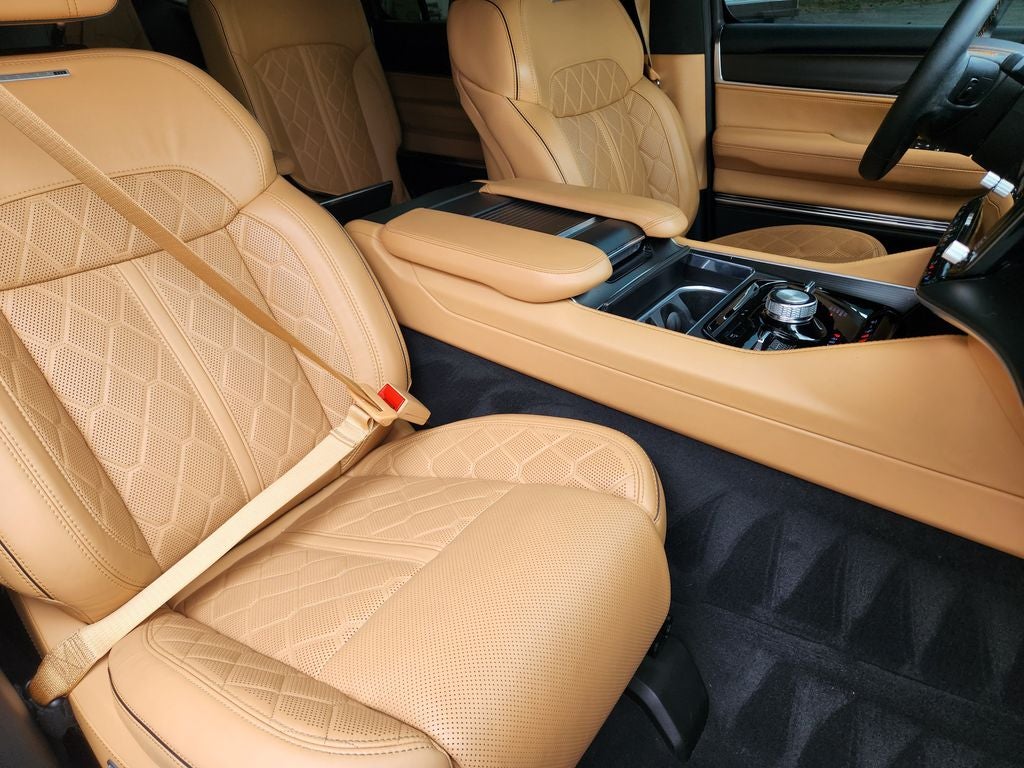 2024 Jeep Grand Wagoneer Series III