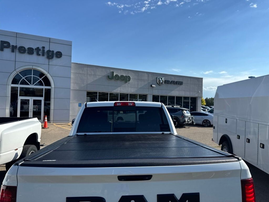 2018 RAM 1500 Night Crew Cab 4x4 5'7' Box