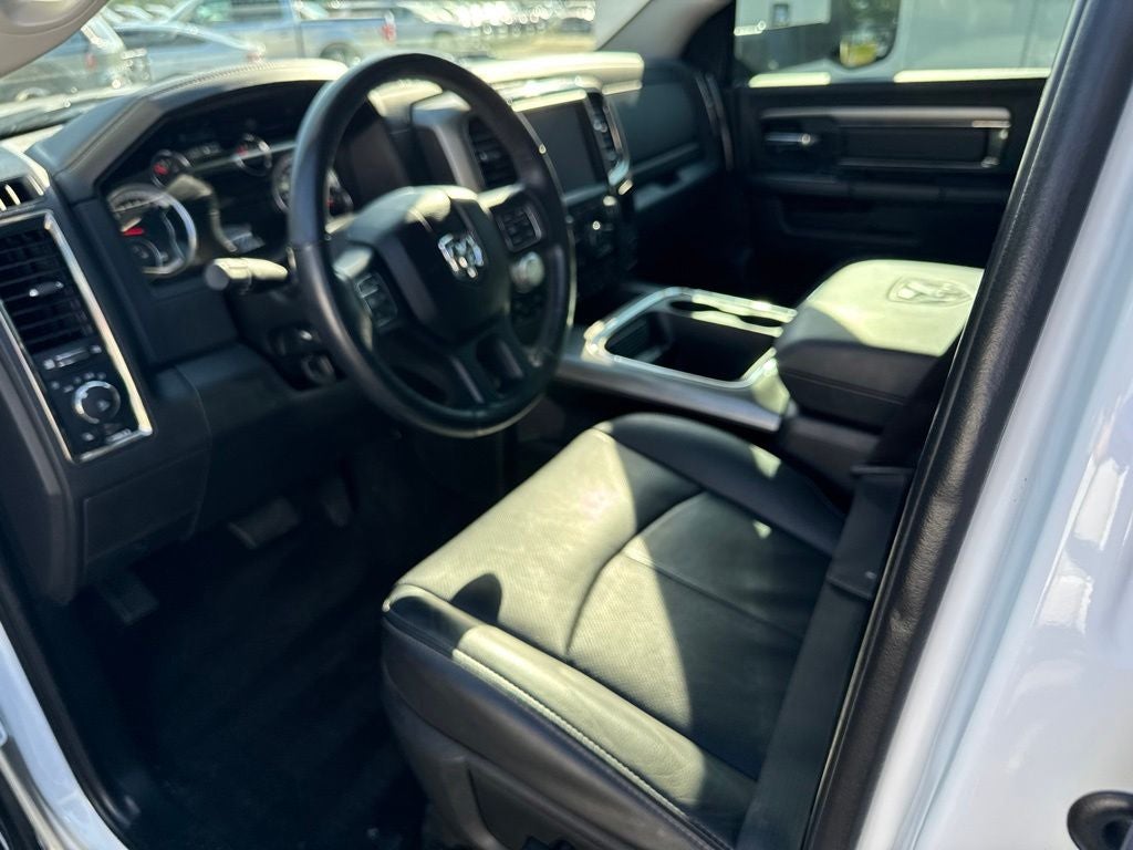 2018 RAM 1500 Night Crew Cab 4x4 5'7' Box