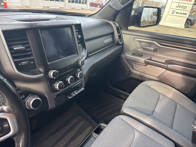 2022 RAM 1500 Big Horn Crew Cab 4x4 5'7' Box