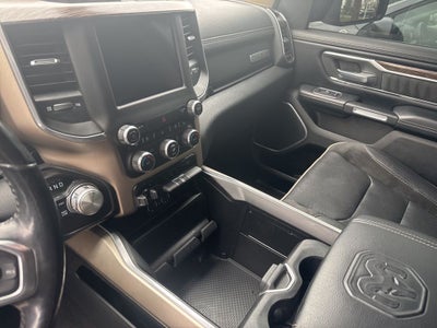 2020 RAM 1500 Laramie Quad Cab 4x4 6'4' Box