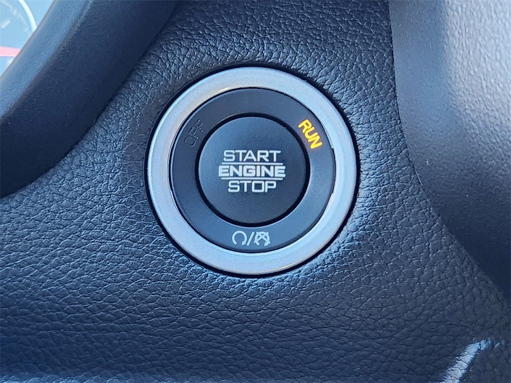 2025 RAM 1500 Laramie Crew Cab 4x4 5'7' Box