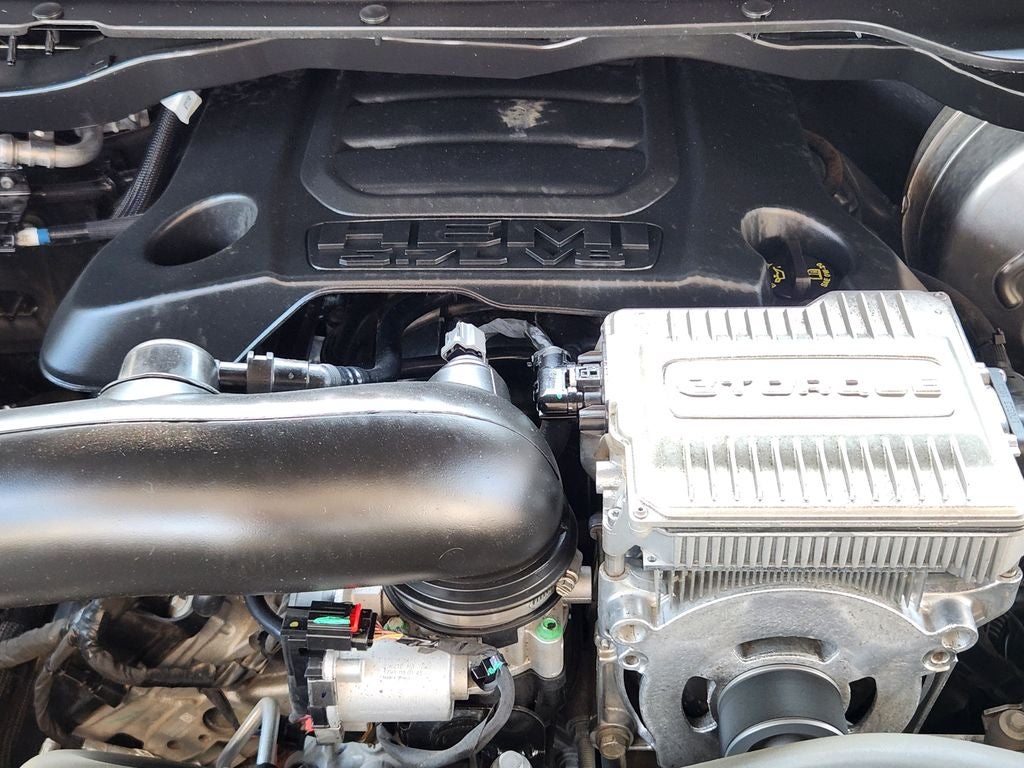 2024 RAM 1500 Laramie Crew Cab 4x4 5'7' Box