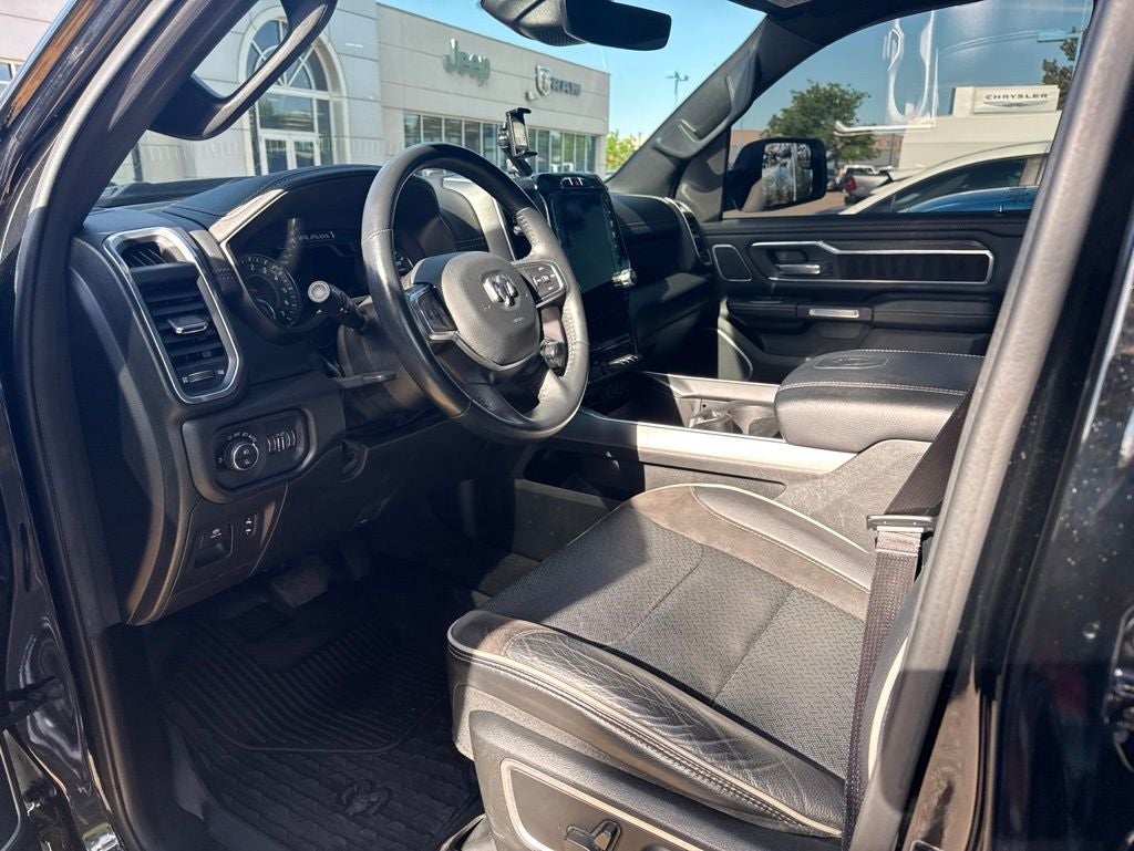 2023 RAM 1500 Laramie Crew Cab 4x4 5'7' Box