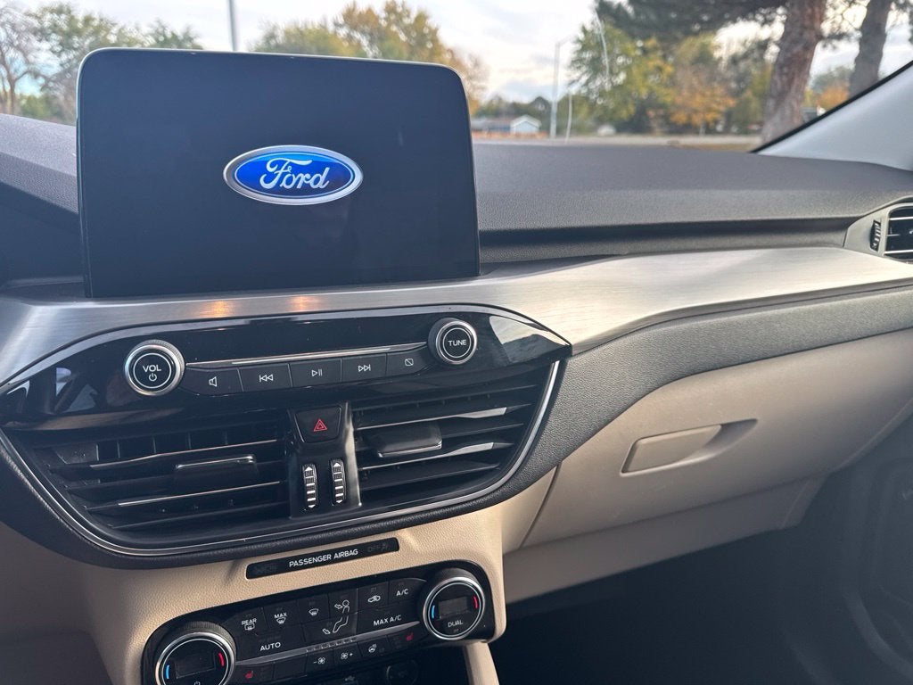 2021 Ford Escape Titanium