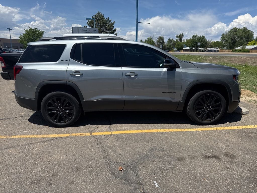 2023 GMC Acadia SLE