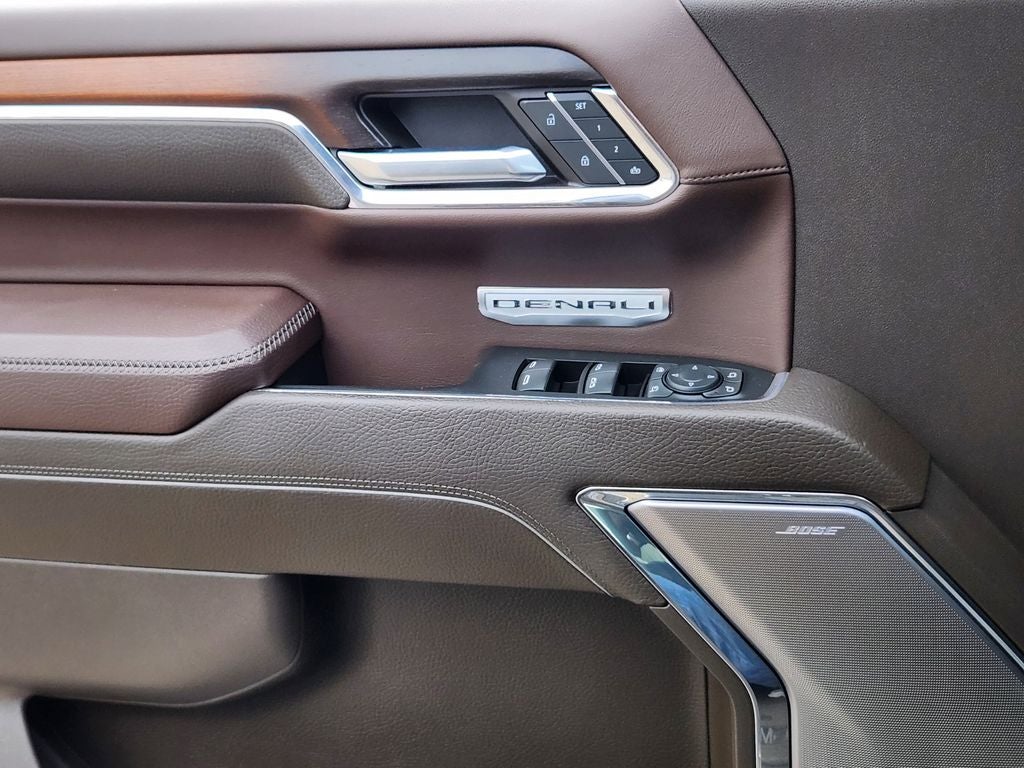 2024 GMC Sierra 1500 4WD Crew Cab Short Box Denali