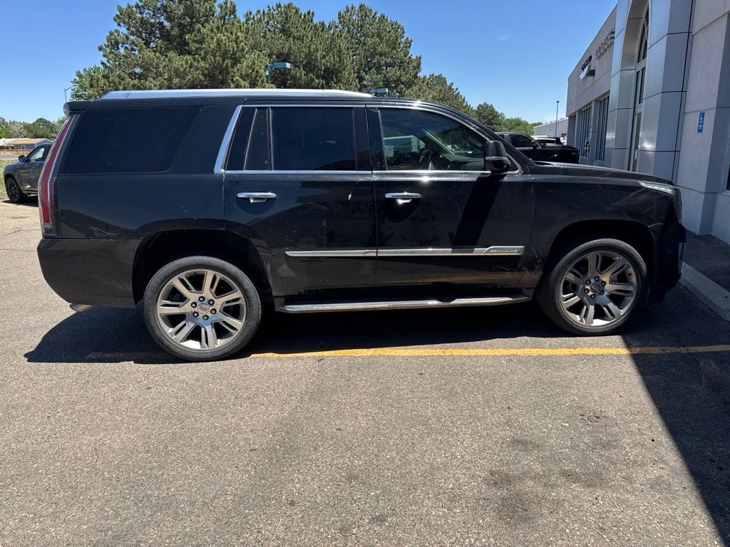2017 Cadillac Escalade Luxury