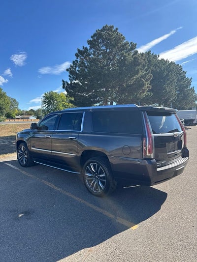 2017 Cadillac Escalade ESV Luxury