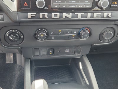 2025 Nissan Frontier SV