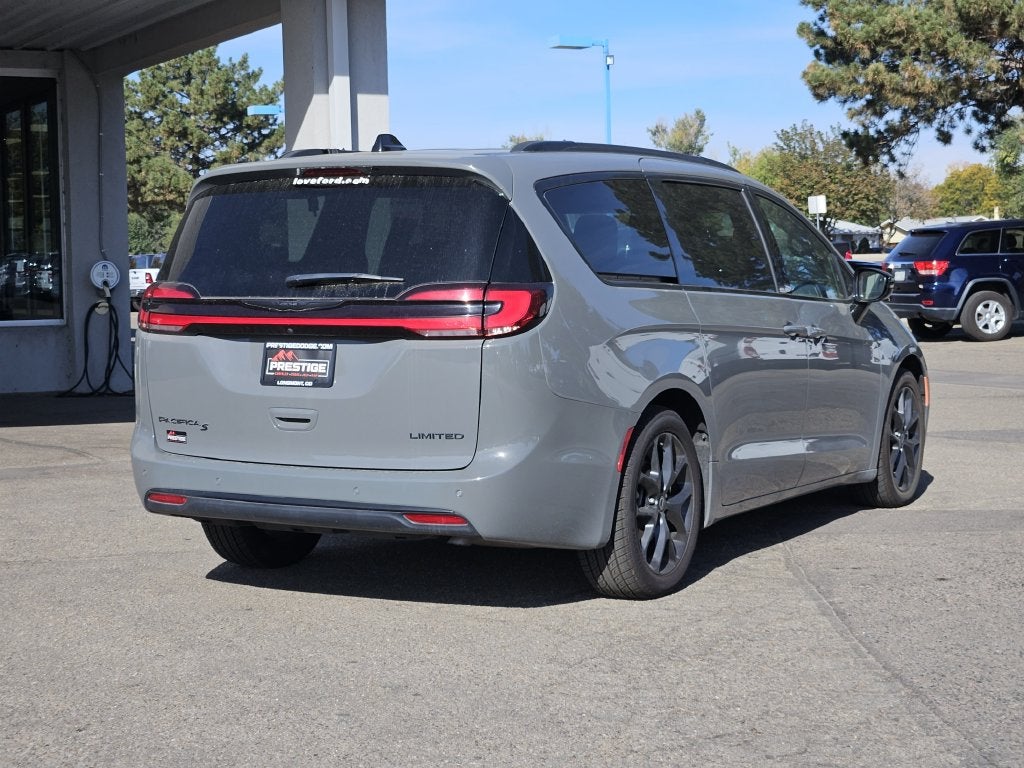 2025 Chrysler Pacifica Limited