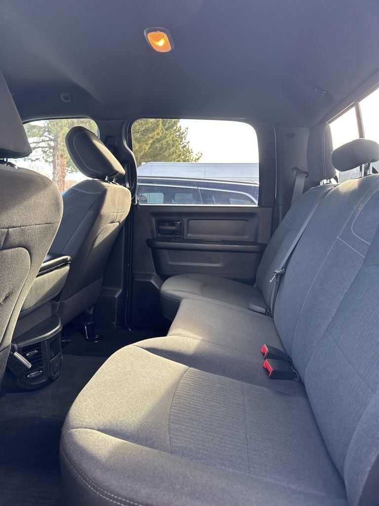 2022 RAM 3500 Tradesman Crew Cab 4x4 8' Box