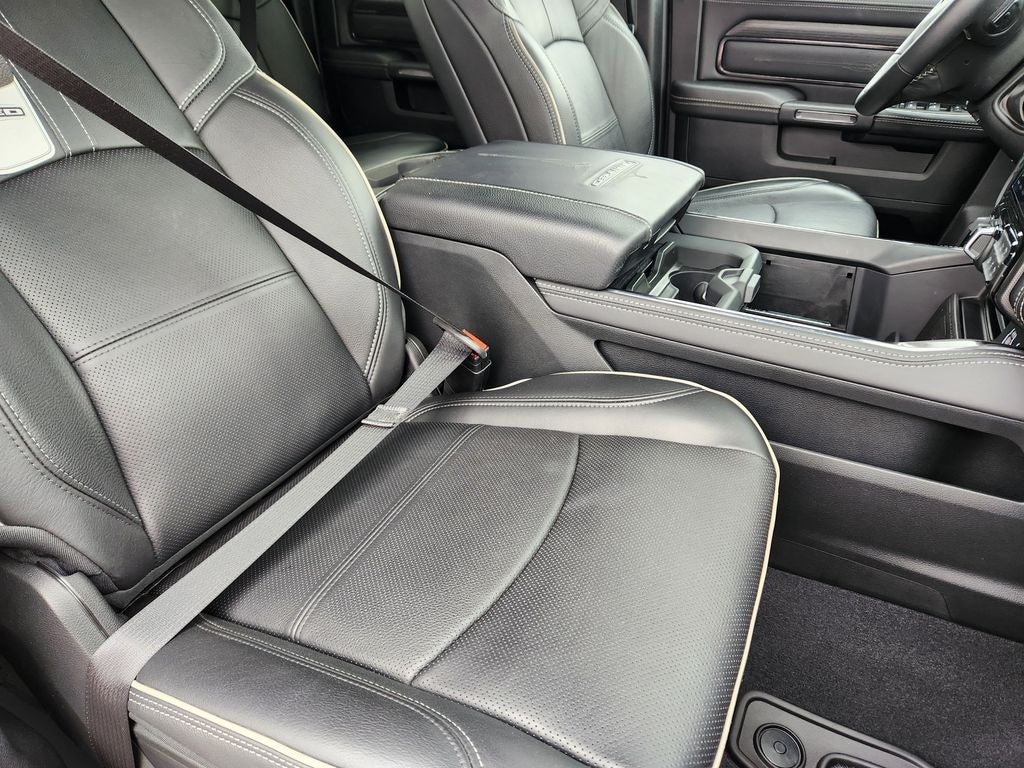 2024 RAM 3500 Limited Crew Cab 4x4 8' Box