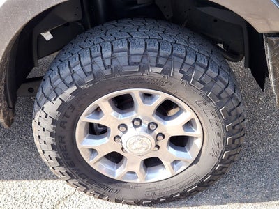 2020 RAM 2500 Laramie Crew Cab 4X4 6'4' Box