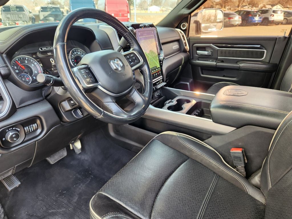 2020 RAM 2500 Laramie Crew Cab 4X4 6'4' Box