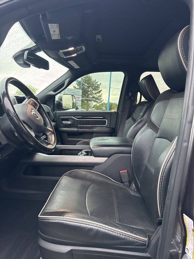 2021 RAM 2500 Laramie Crew Cab 4x4 6'4' Box