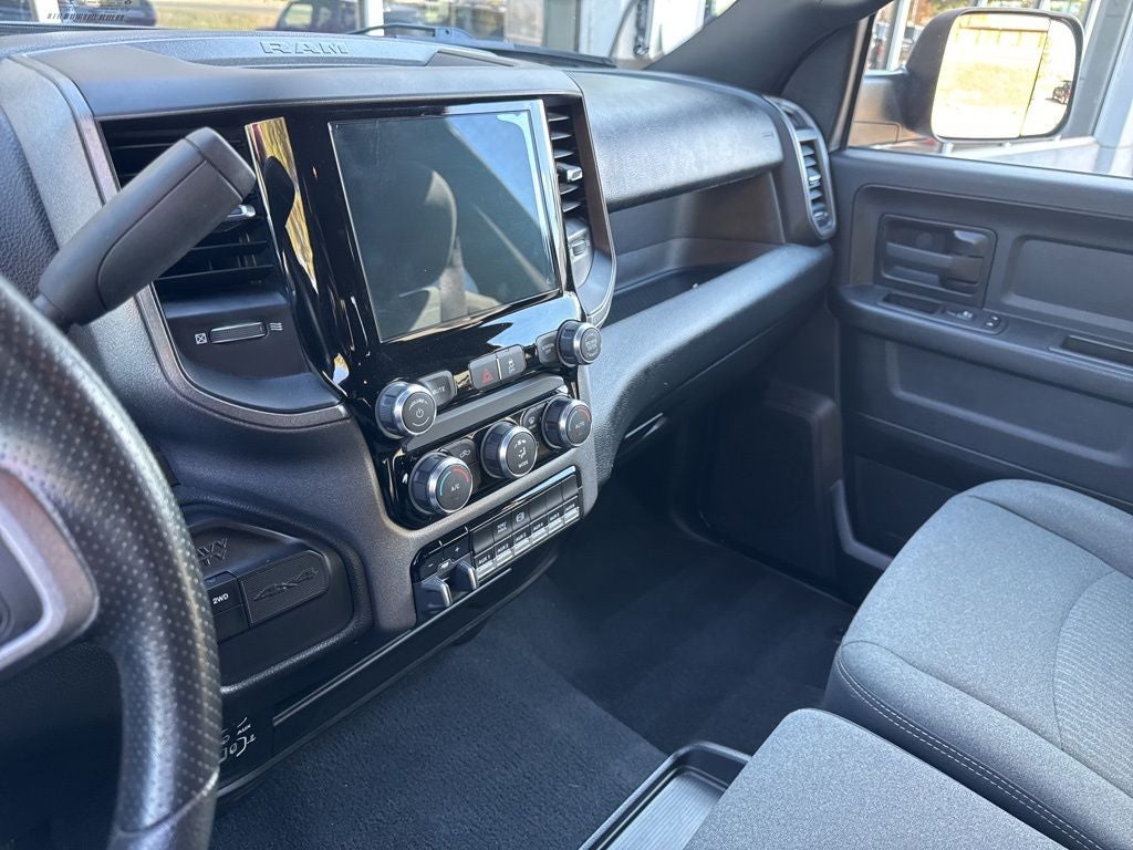 2022 RAM 2500 Tradesman Crew Cab 4x4 8' Box