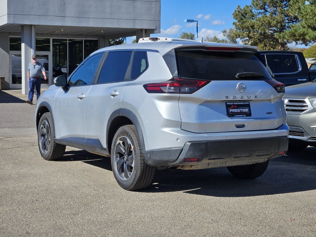 2025 Nissan Rogue SV