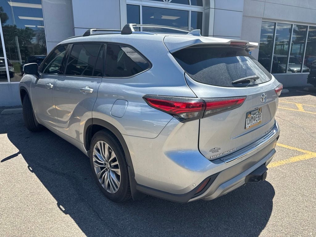 2021 Toyota Highlander Platinum