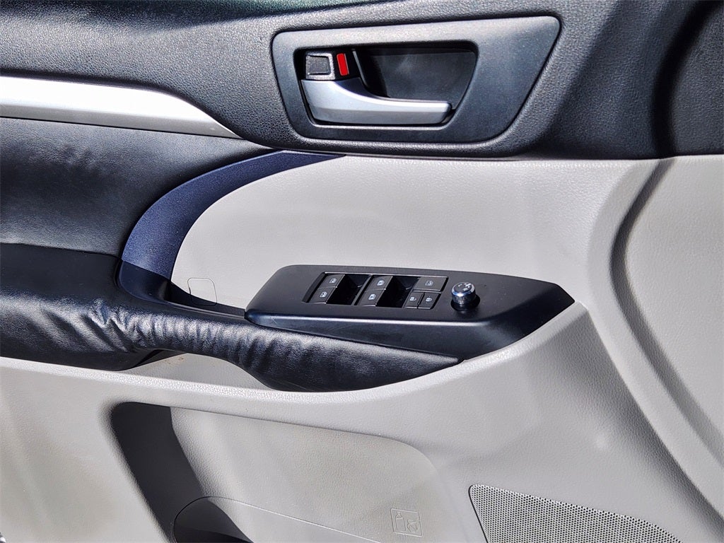 2015 Toyota Highlander XLE V6