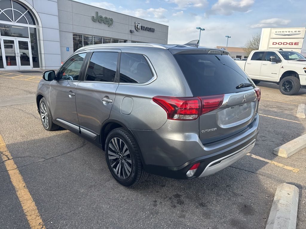 2020 Mitsubishi Outlander Base