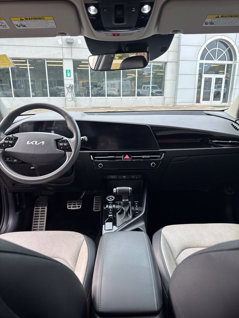 2023 Kia Niro SX Touring