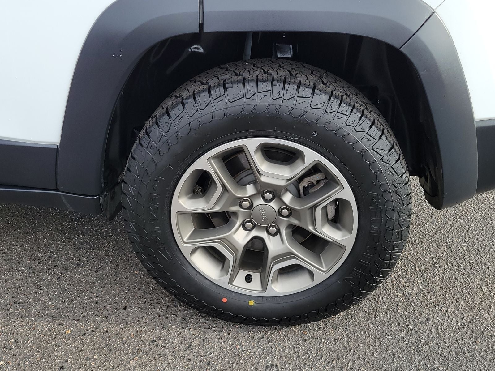 2020 Jeep Cherokee Trailhawk