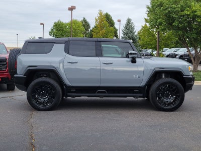 2024 GMC Hummer EV SUV 2X