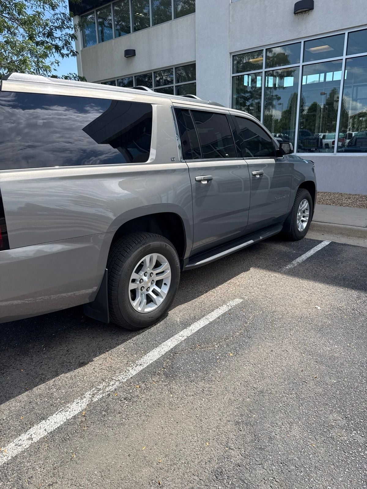 2017 Chevrolet Suburban LT