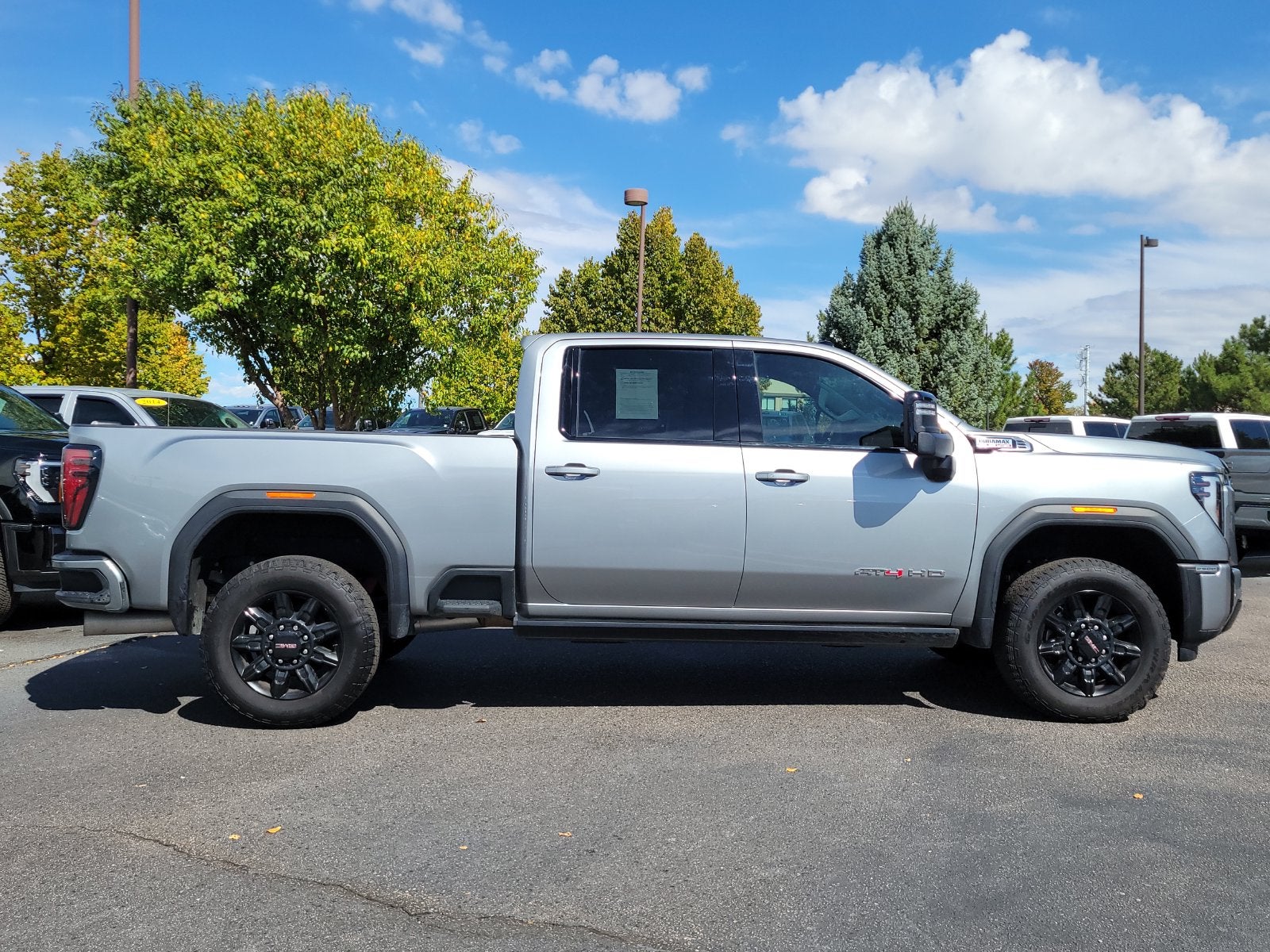 2025 GMC Sierra 2500HD AT4