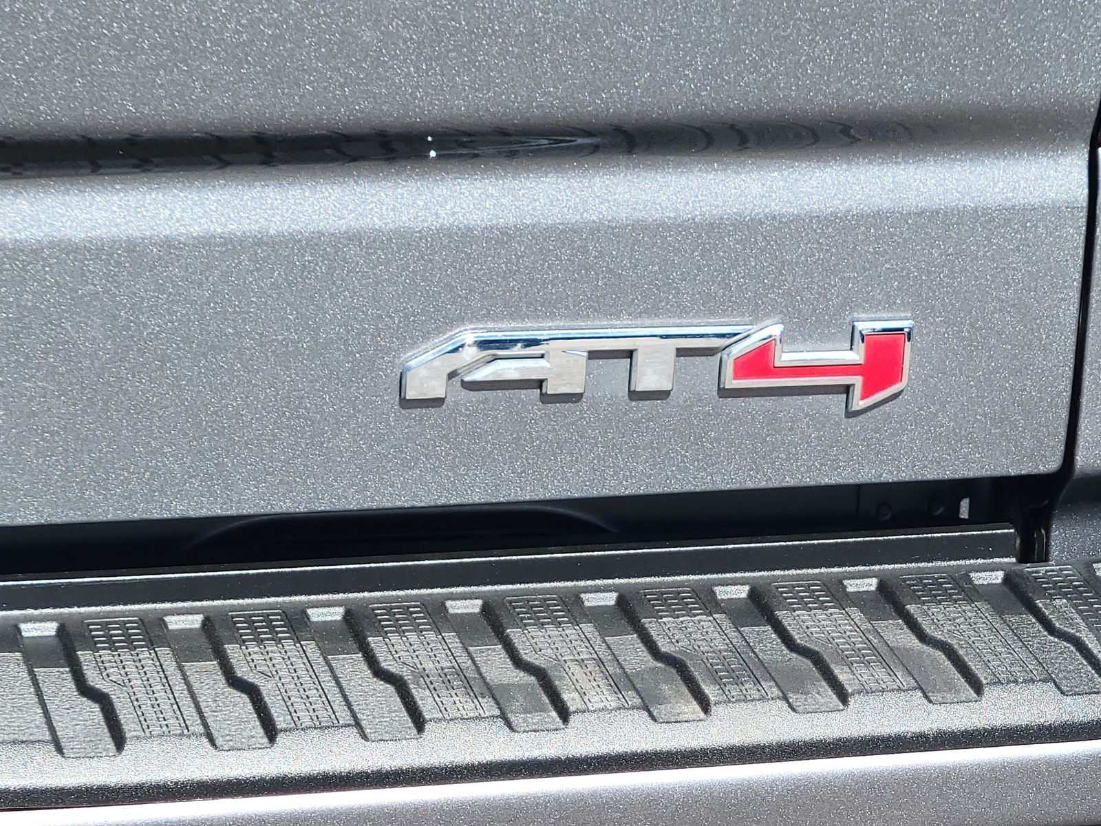 2022 GMC Sierra 1500 Limited AT4