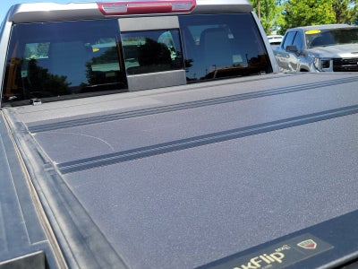 2022 GMC Sierra 1500 Limited AT4