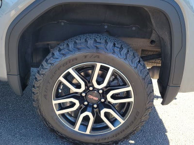 2022 GMC Sierra 1500 Limited AT4