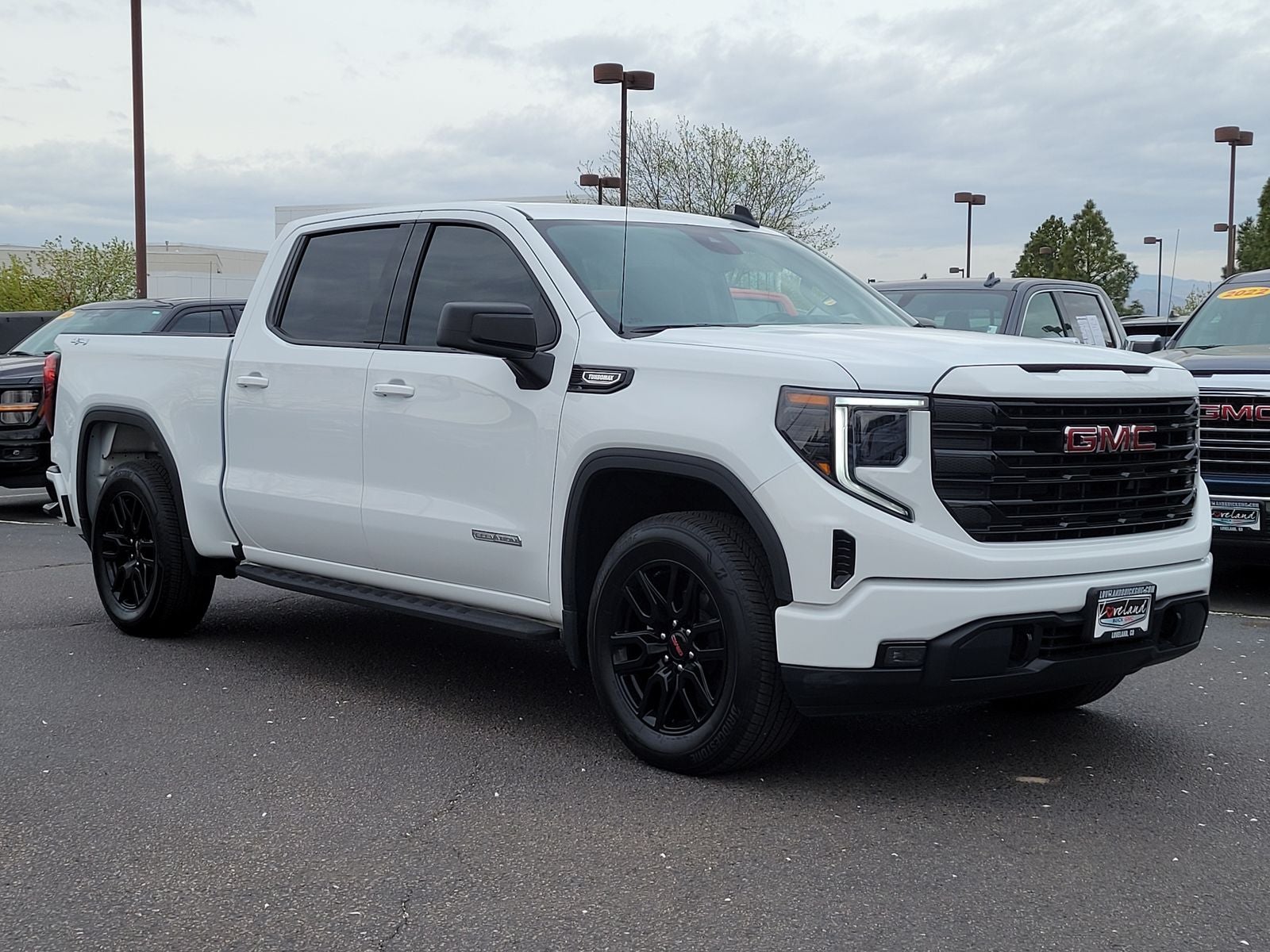 2025 GMC Sierra 1500 Elevation